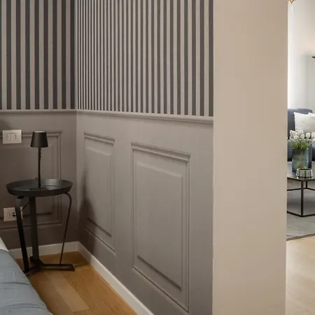 Santa Croce Design R&r * Венеция
